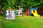 Open-Air-Ausstellung im KiTa-Garten mit den wunderbaren Fotos von Frank Schemann